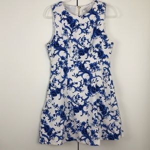 Forever 21  /floral zip up dress essentials size L